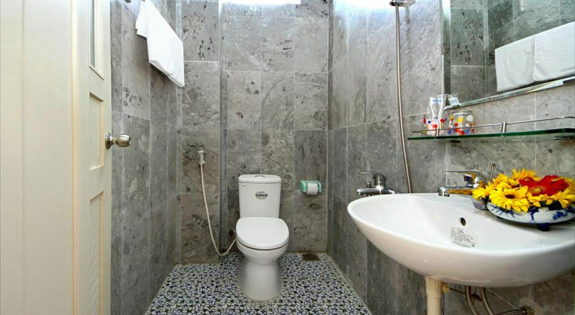 Center Homestay Хойан Экстерьер фото
