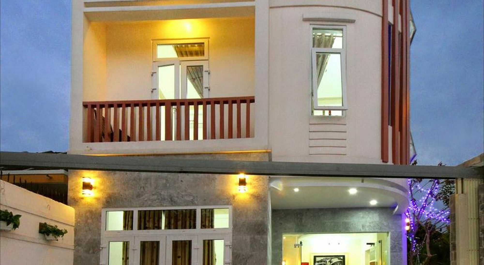 Center Homestay Хойан Экстерьер фото