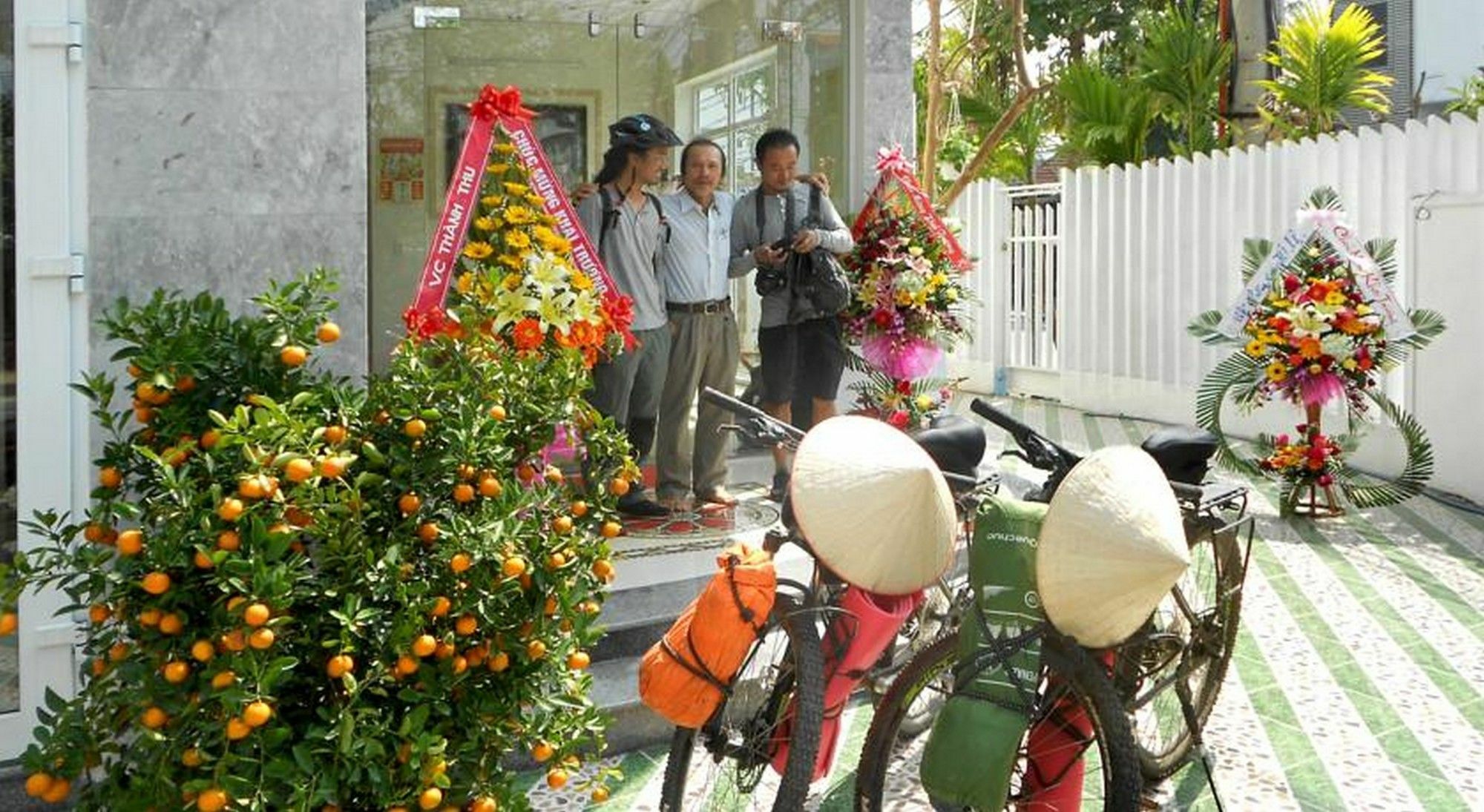 Center Homestay Хойан Экстерьер фото